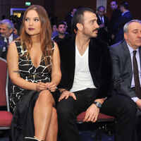 Demet Akalın eşi Okan Kurt'a yasak koydu