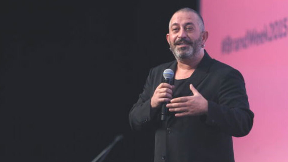 Cem Yılmaz: Şaşırıyorum, üzülüyorum