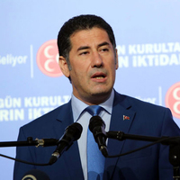 Resmen aday, Türkeş'ten destek