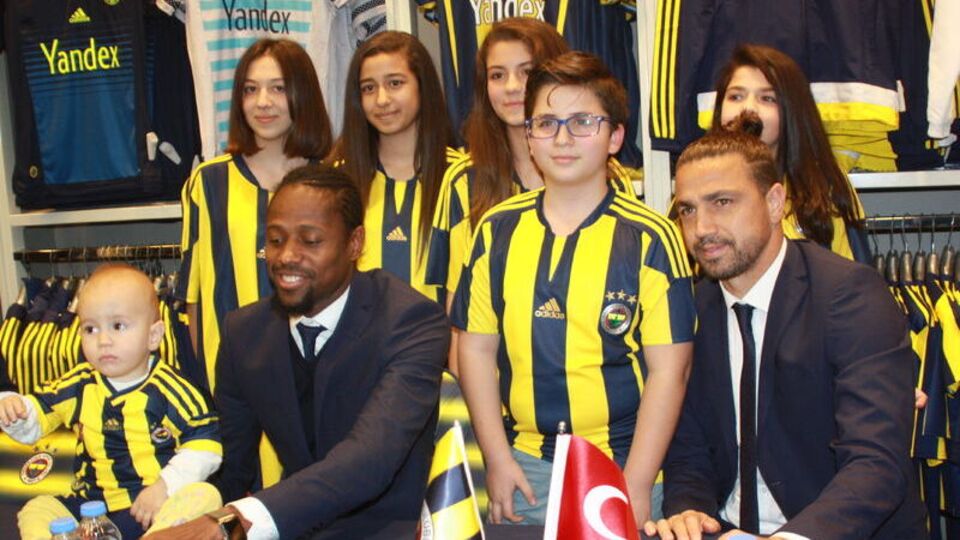 Ba ve Topuz imza dağıttı