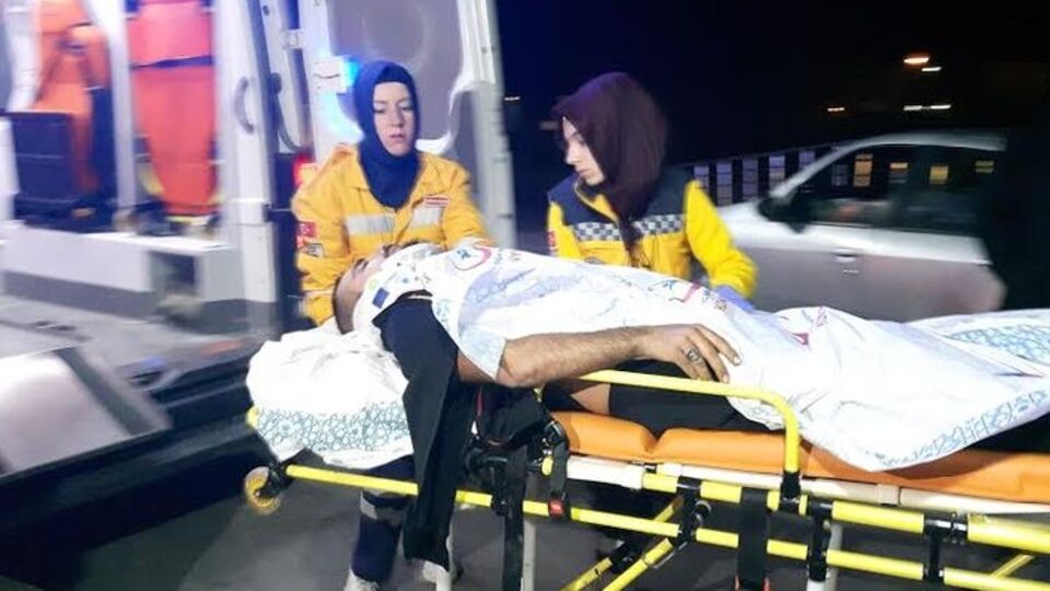 Gece kulübünde silahlı kavga: 3 yaralı