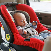 Bebek koltukları 2 yaş altı için tehlikeli!