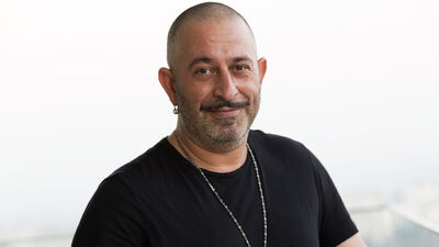 Cem Yılmaz tek tek yanıt verdi