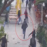 Kampüsteki cinayet anları kamerada