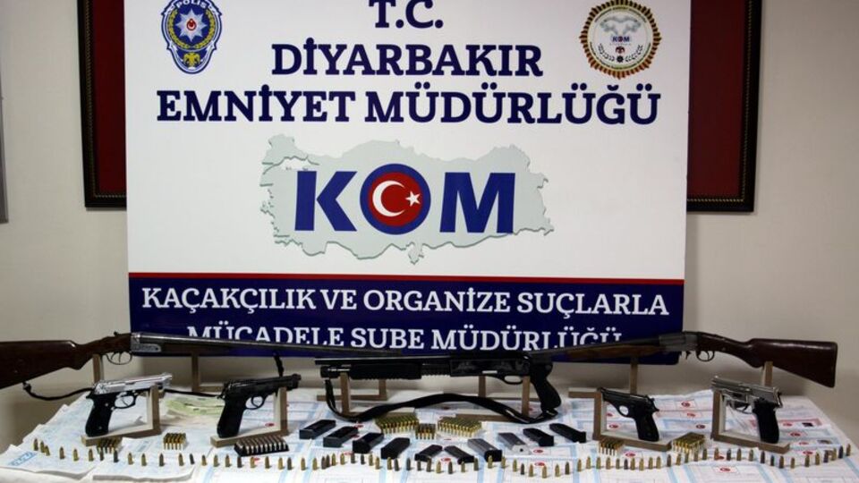 Diyarbakır'da suç çetesi çökertildi!