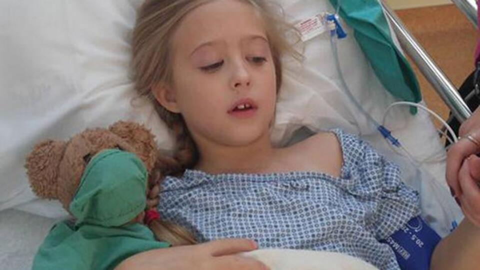 8 yaşında meme kanseri oldu!