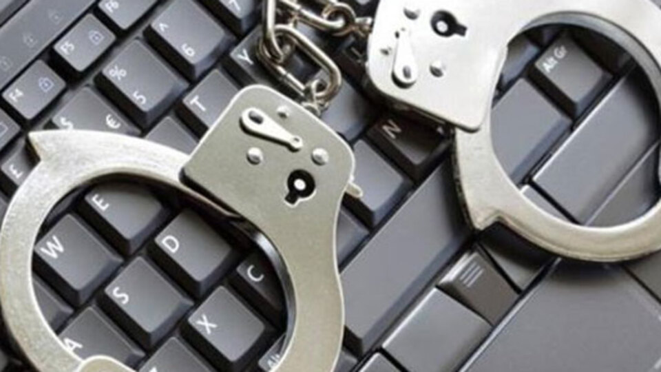 Çocuk pornosu operasyonu: 303 gözaltı