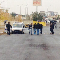 Polis aracına saldırı! "Beyaz Toros" tuzağı