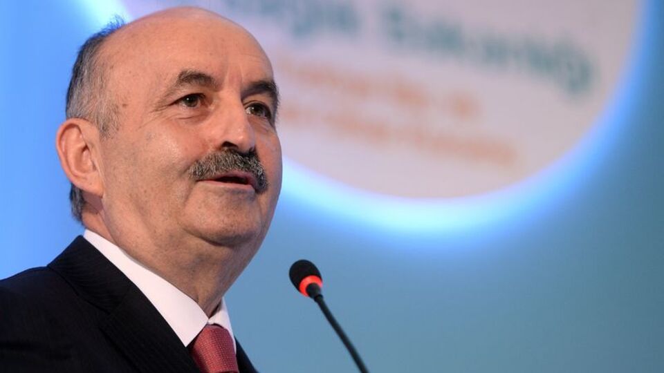 Yeniden Sağlık Bakanı olan Müezzinoğlu'nu bekleyen işler!