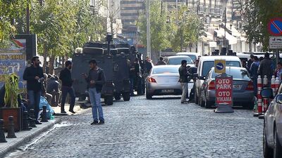 Tahir Elçi'nin öldüğü yerde inceleme yapılamıyor! İşte ikinci çatışma anı!
