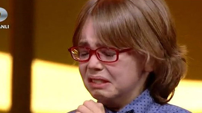 Ataberk Mutlu ödül aldı, gözyaşlarını tutamadı