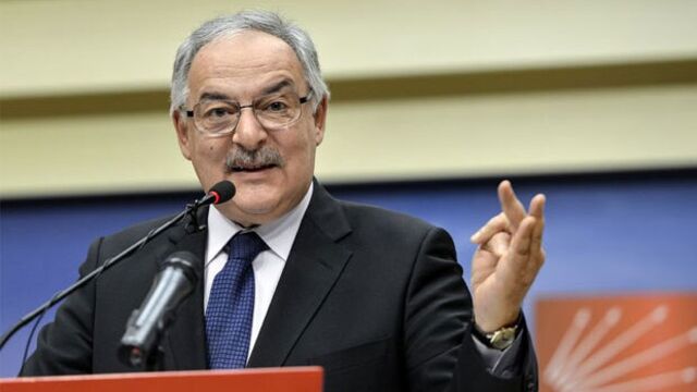 "AB, Türkiye'yi mülteci taşeronluğuna itiyor"