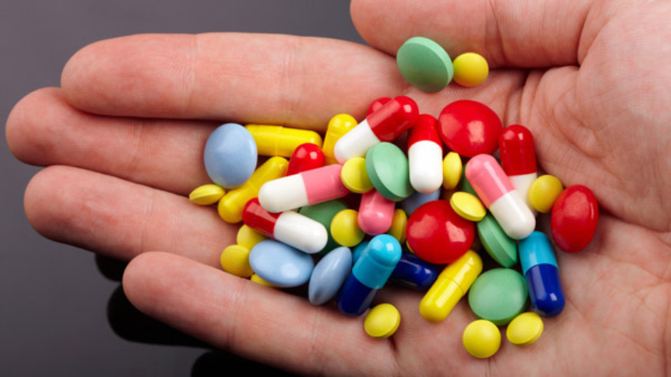 Diş ağrısında bilinçsiz antiniyotik bakın nelere yol açıyor!