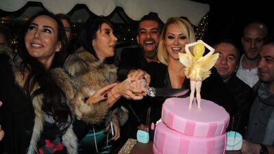 "Bizi kıskananlar çatlasın"