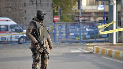 Dağkapı Meydanı'nda sokağa çıkma yasağı