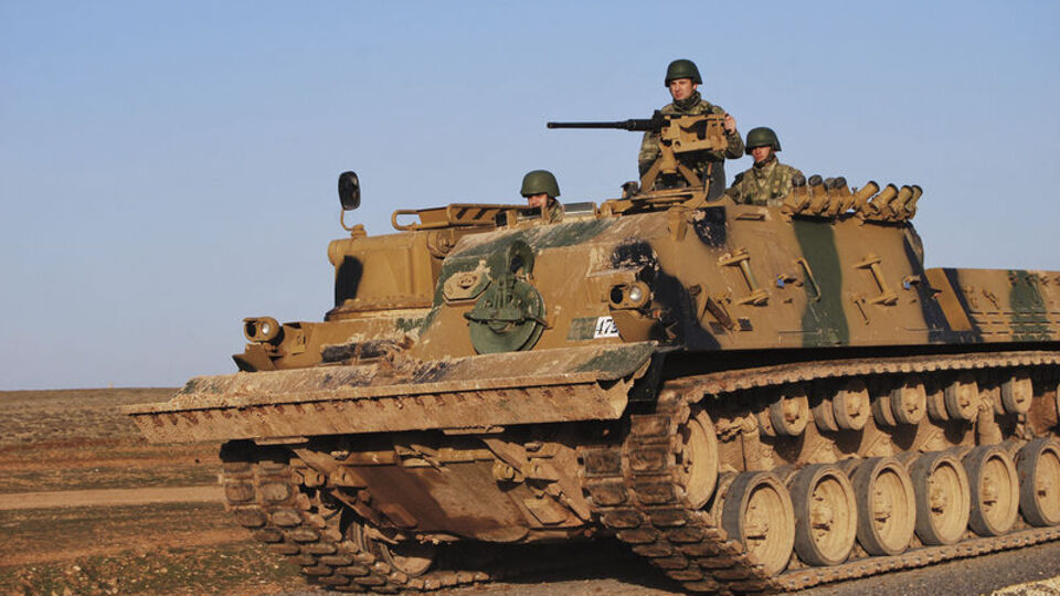 Türk askeri Musul'a konuşlandı