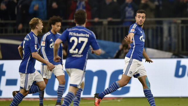 Schalke kendine geldi!