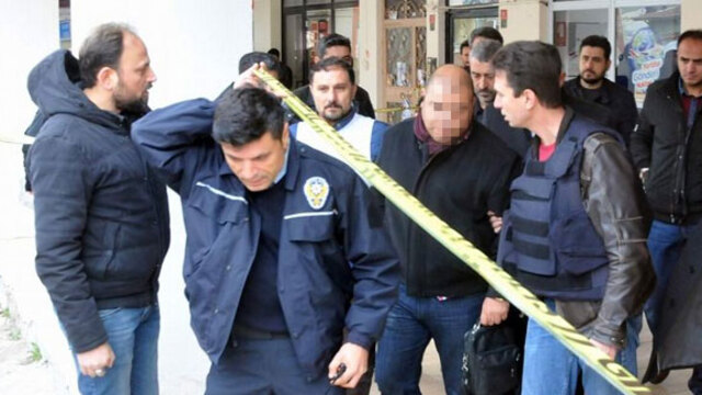 Emekli asker kendi işyerini silahla bastı!