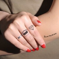 Dövmeyi sildirmek zararlı mı?