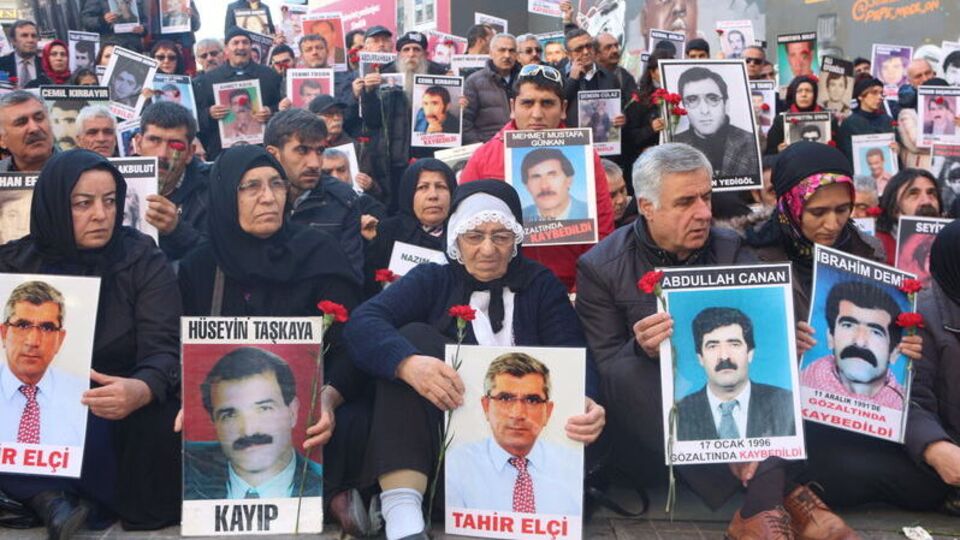 Cumartesi Anneleri Tahir Elçi'yi andı