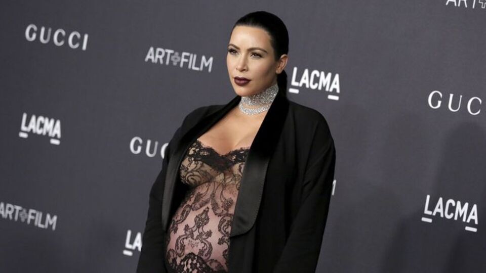 İkinci kez anne oldu