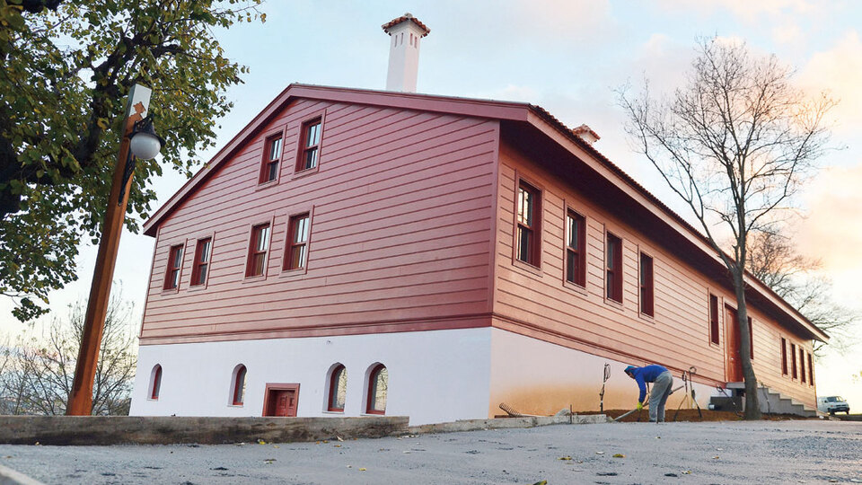 Boğaziçi'nde 'tekke' tartışması