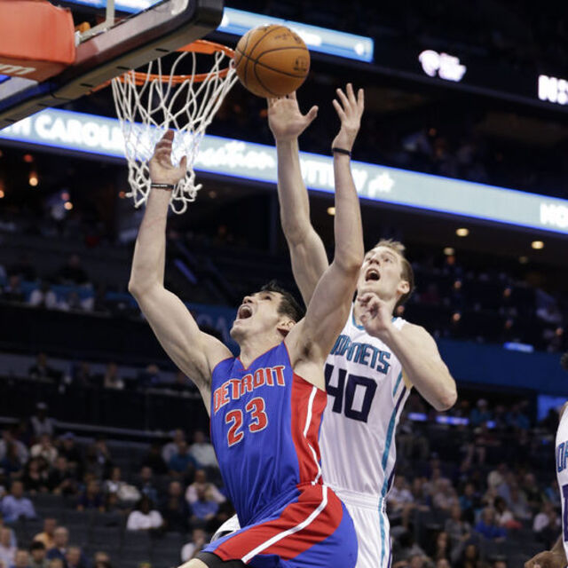 Pistons'a fark attılar!