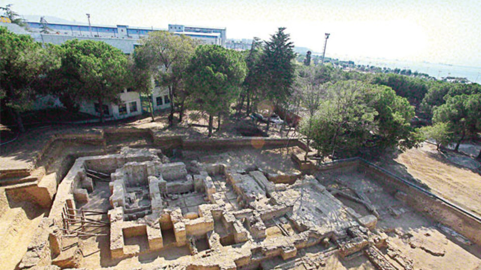 Dragos'ta bir antik saray