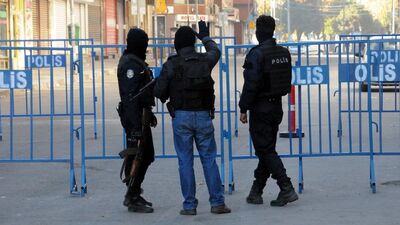 Cami bahçesinde şehit oldu!