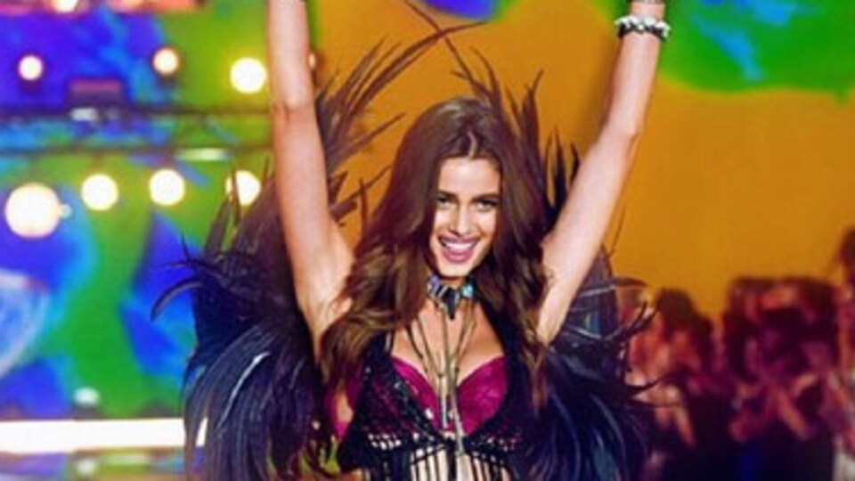 "Lisede görünmezdim"