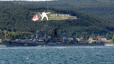 Rus gemisinden Türk balıkçı teknesine uyarı ateşi iddiası