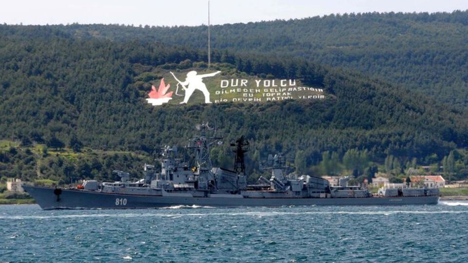 Rus gemisinden Türk balıkçı teknesine uyarı ateşi iddiası