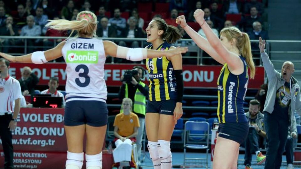 Olaylı derbi F.Bahçe'nin!