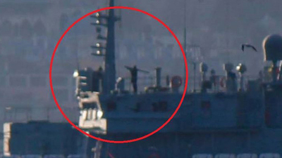 Rus gemisi geçerken...