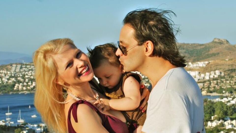 Boşanma davası açtı mı?