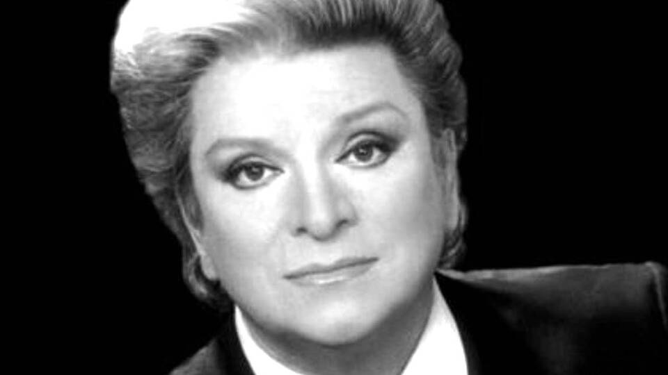 Zeki Müren'in koleksiyonun bir parçası ortaya çıktı!