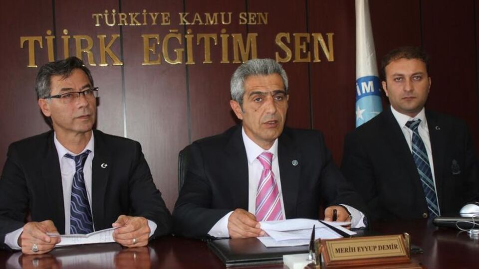 'Göreve dönen okul müdürlerine ödeme yapılacak'