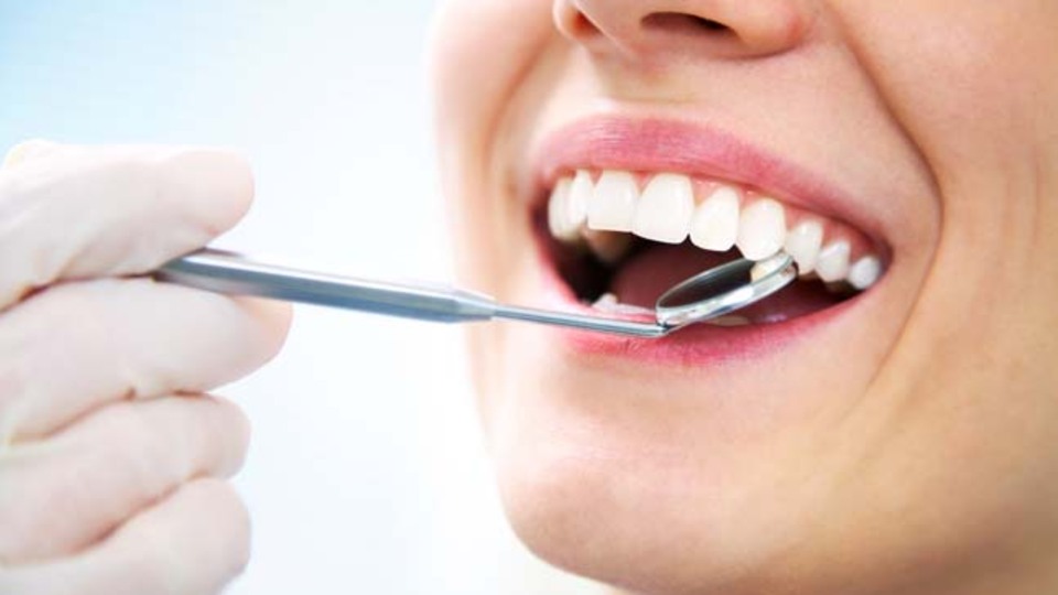 Dişetleri neden kanar?