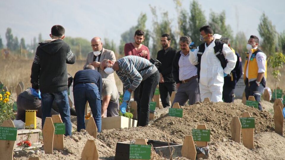 Mezardan 'Yeşil' çıkmadı!