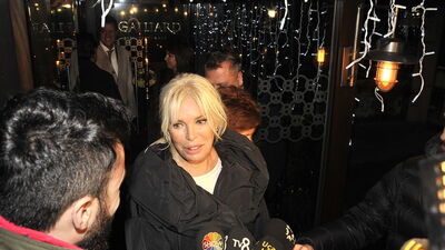 Süperstar barış diledi