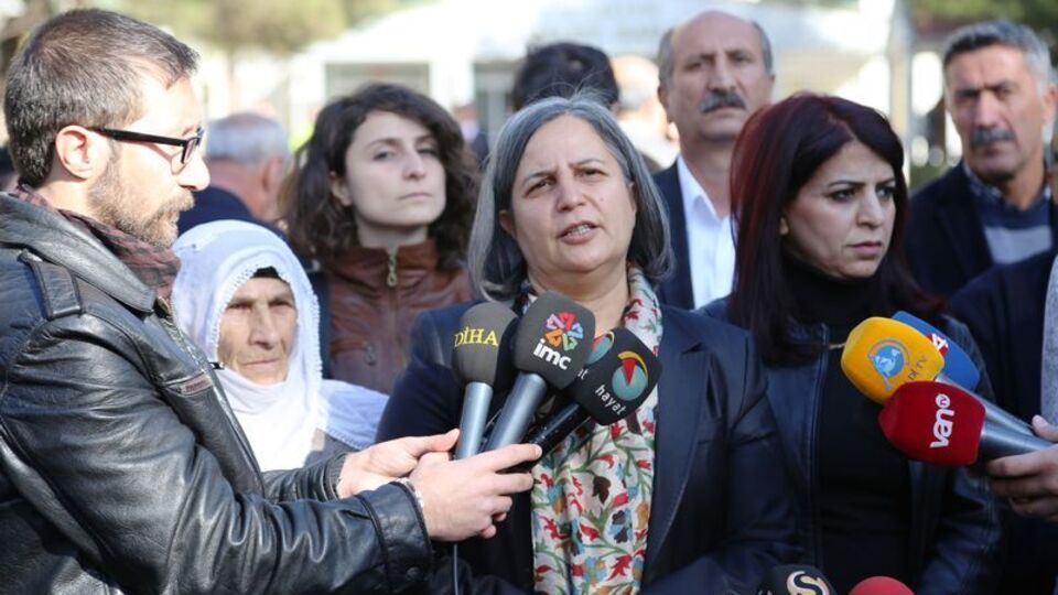 Kışanak: Sur'da yaşananlar yüreğimizi yakıyor