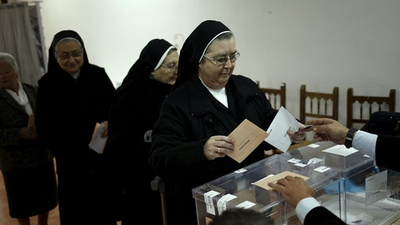 İspanya'da seçimleri Halk Partisi kazandı