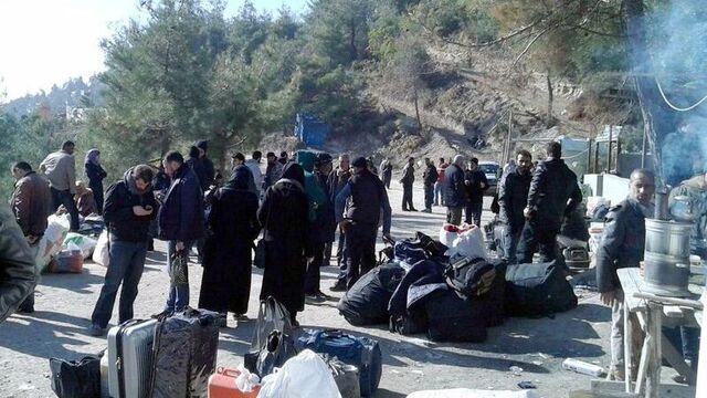 Rus uçakları Türkmen köyünü bombaladı!