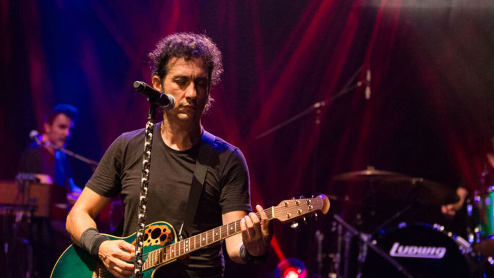 Acı Aşk'ın albümü çıktı