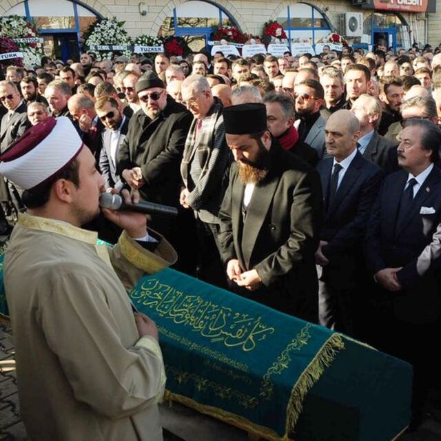 'Oflu İsmail' toprağa verildi