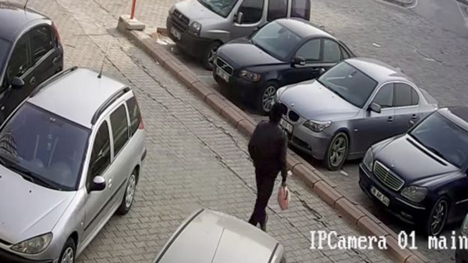 Ağabeyinin intikamını böyle aldı!