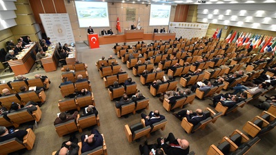 2016'ya yeni projelerle geliyor