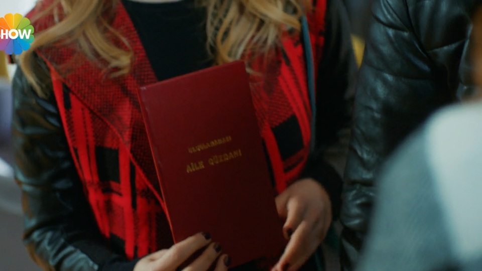 Ayşegül'e şok üstüne şok!