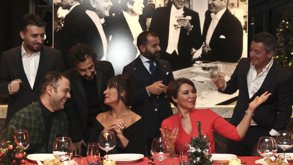 "2016'da umuda sarılalım"