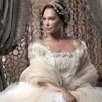 Hülya Avşar dikkatsizlik kurbanı oldu